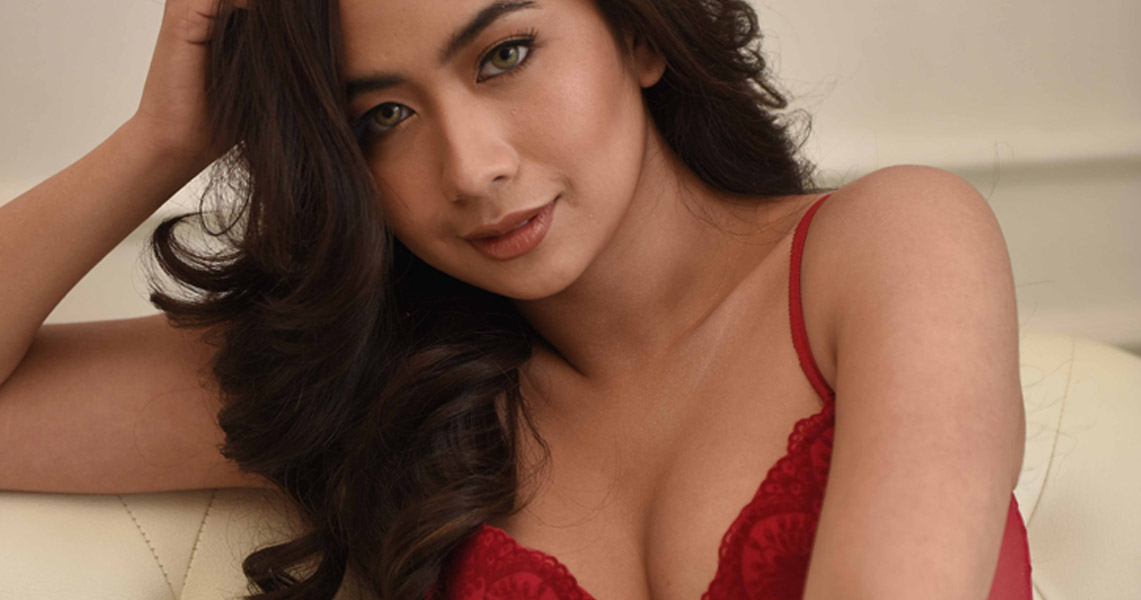 Zarah Tolentino: On How To Be Innocent Yet Sexy [Photo Gallery]